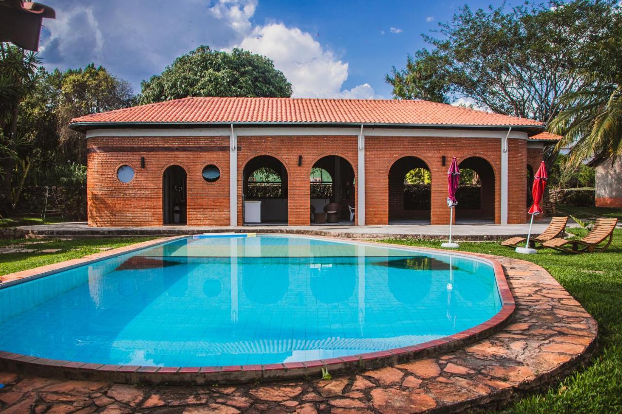 Espaco Emilie Banko Santa Cruz de Minas Extérieur photo