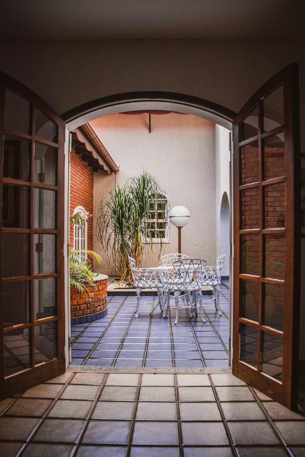 Espaco Emilie Banko Santa Cruz de Minas Extérieur photo